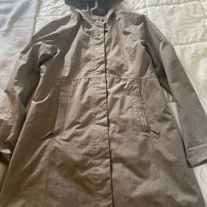 Eddie Bauer women’s rain coat. Size M